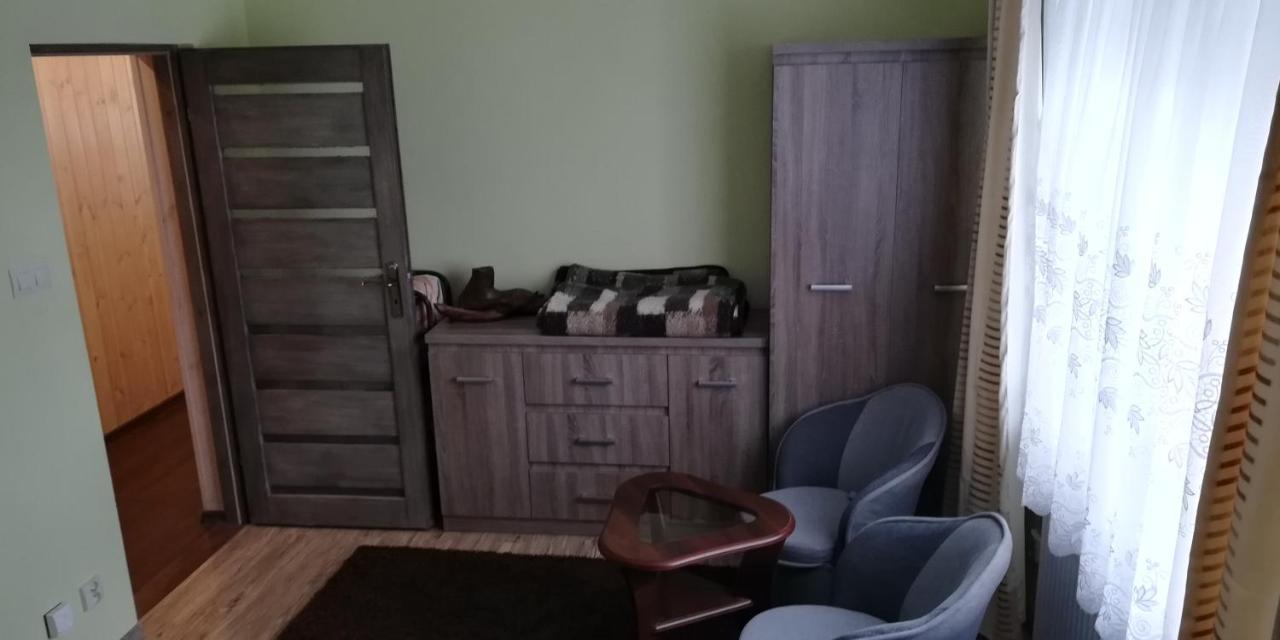 Pod Klonowym Sercem Kloczew Dış mekan fotoğraf